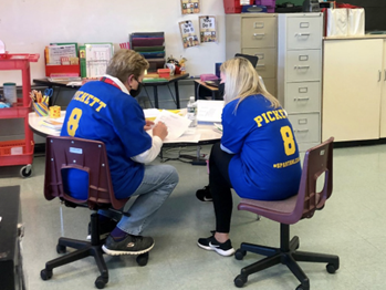 two teachers working together